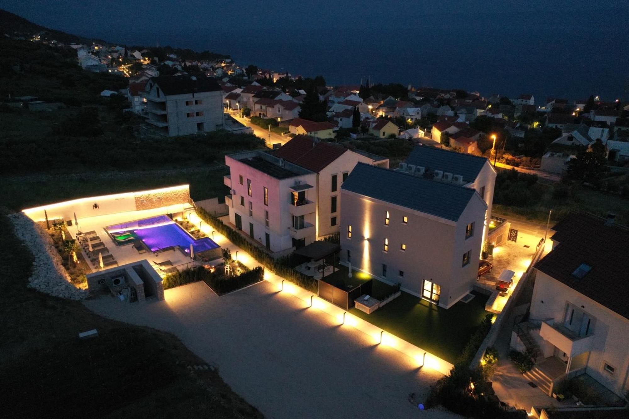 Apartamento Grey House Bol Exterior foto